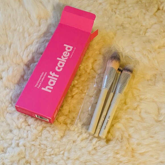 HALF CAKED The Essentials: Face Collection – 3 Piece Brush Set (Unopened) - Picture 7 of 7